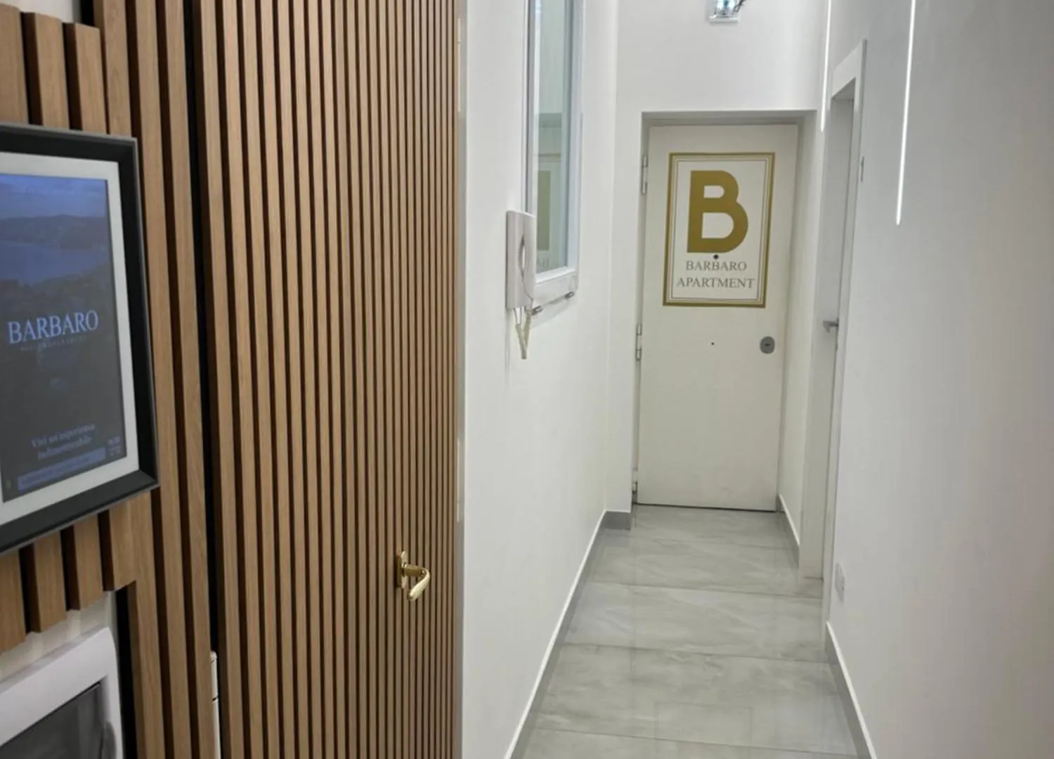 Barbaro Suite & Apartment Naples 0*,  Italy